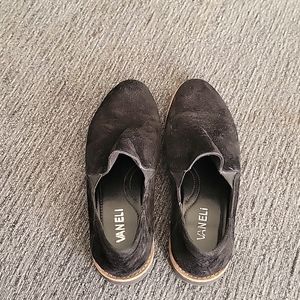 Vaneli suede loafers size 6